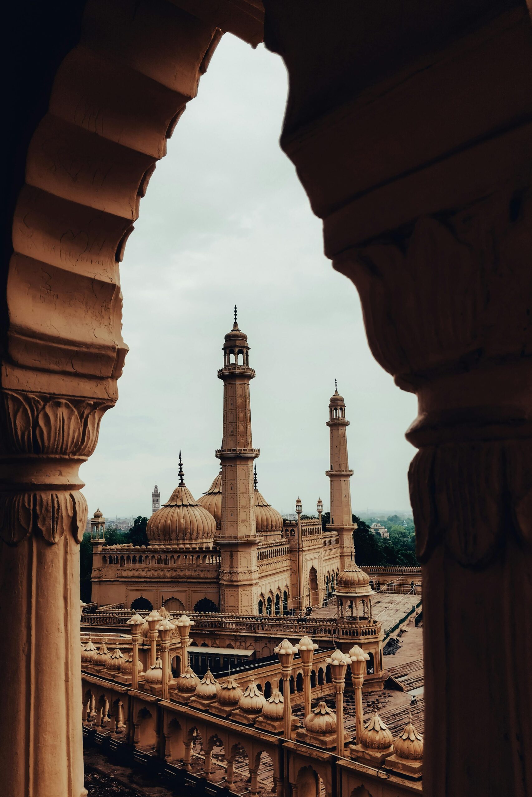 A breathtaking view of the Chota Imambara, a historic landmark in Lucknow, India.